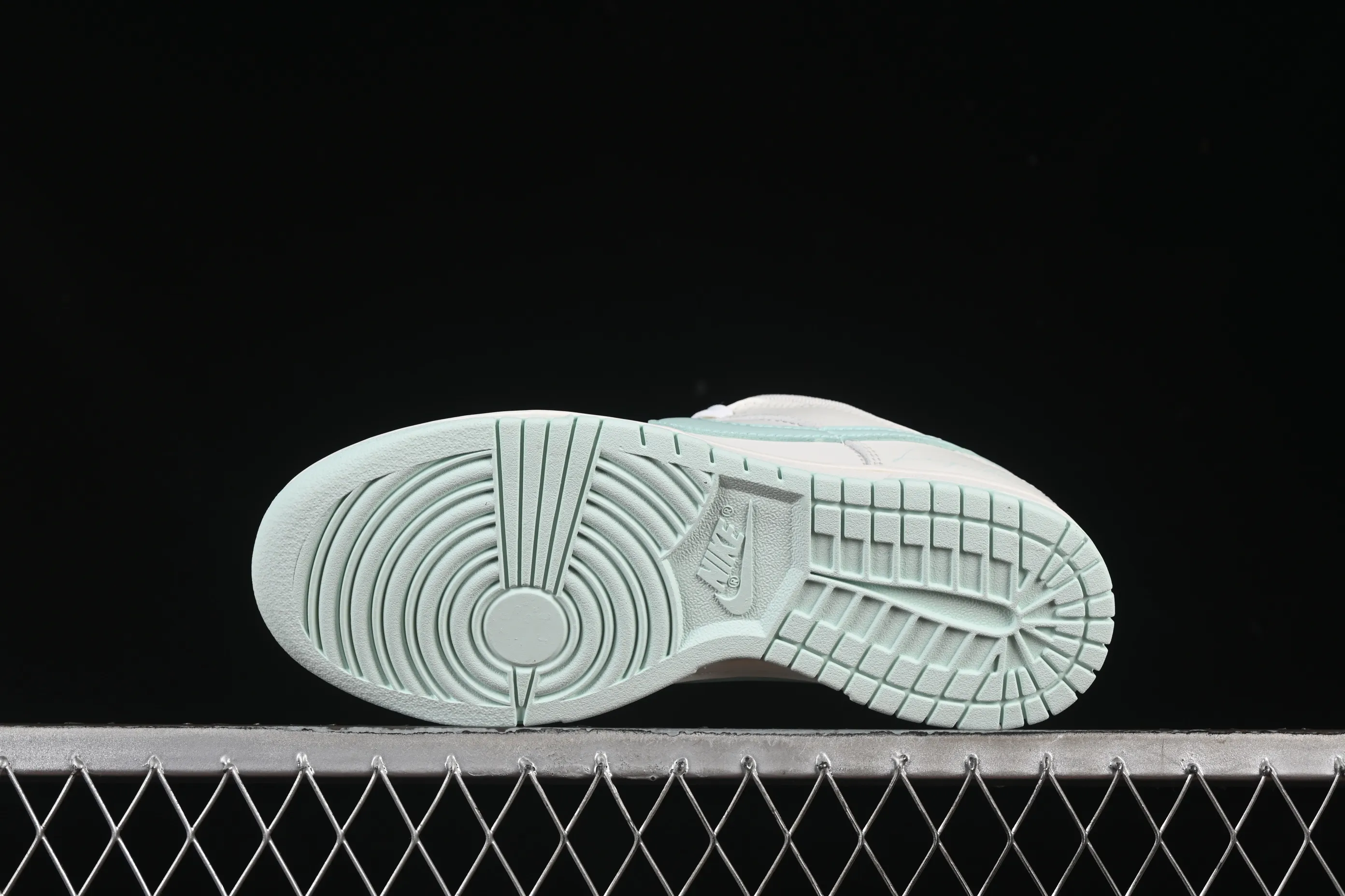 All Categories Nk SB Dunk Series Nk SB Dunk Low Low-top sneakers Nike SB Dunk Low Love Story Anniversary high-end customization Low-top casual sneakers WC2012-017